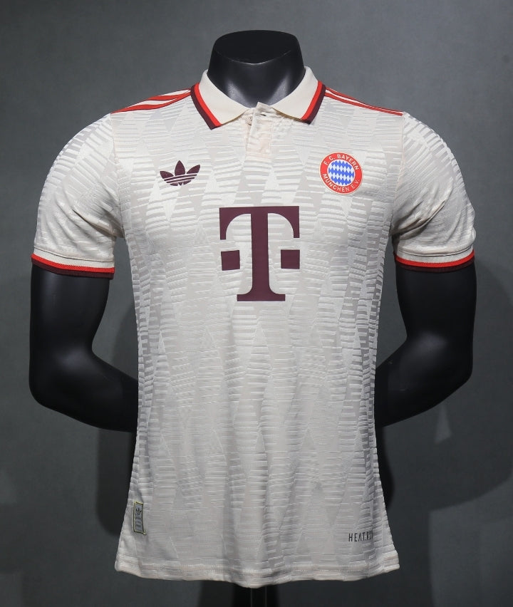 FC Bayern Away 24/25