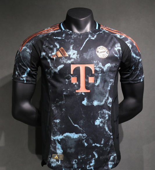 FC Bayern Away 24/25